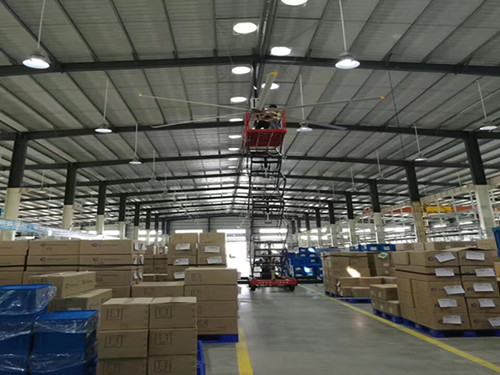 怎樣的場(chǎng)所適合安裝工業(yè)節(jié)能風(fēng)扇？瑞泰風(fēng)環(huán)保空調(diào),冷風(fēng)機(jī)