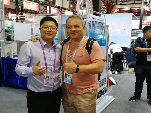 廣東環(huán)?？照{(diào)廠家瑞泰風(fēng)參展廣交會，一路人氣暴漲