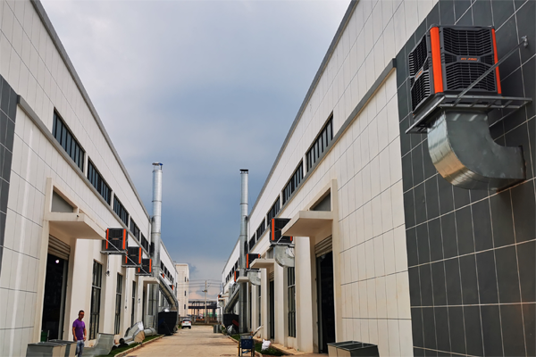 廣州鐵皮房降溫設(shè)備廠家如何選 鐵皮房降溫設(shè)備廠家就認(rèn)準(zhǔn)瑞泰風(fēng)